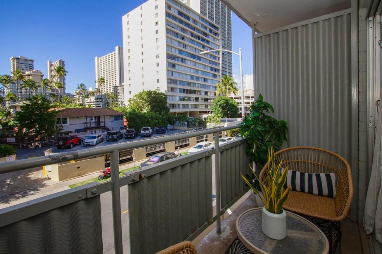 Hawaii Style Centrally Located With Full Kitchen Apartment Honolulu Exterior photo